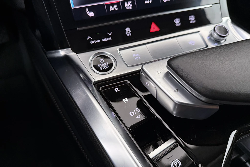 Audi Q8 e-tron – foto 36