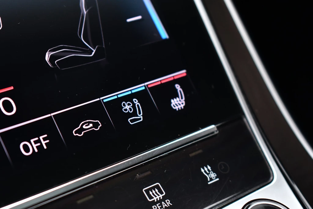 Audi Q8 – foto 33