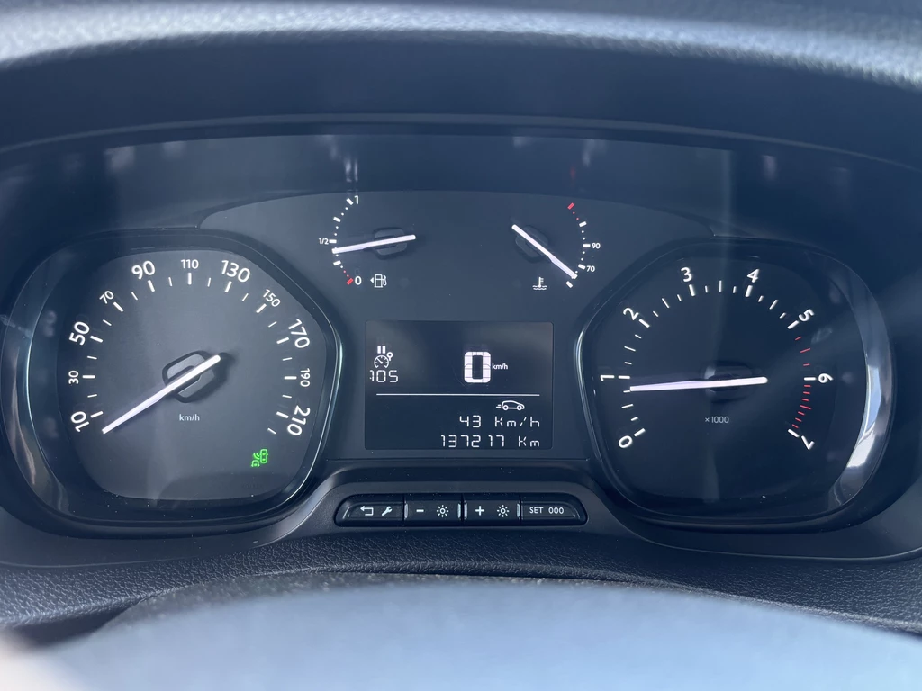 Opel Vivaro – foto 18