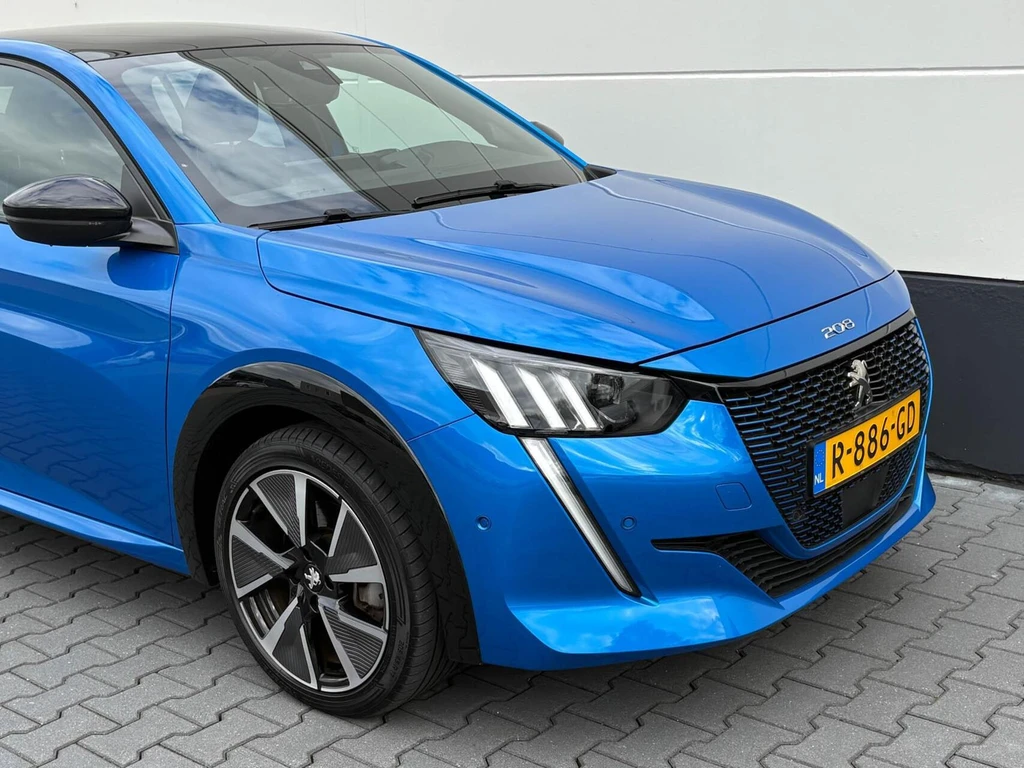 Peugeot e-208 – foto 12
