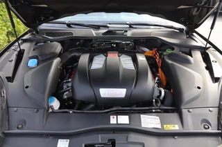 Porsche Cayenne – thumbnail 129