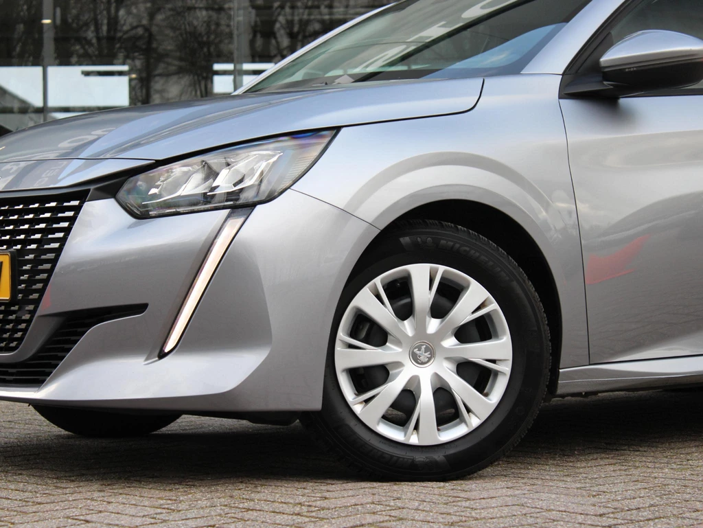 Peugeot 208 – foto 16