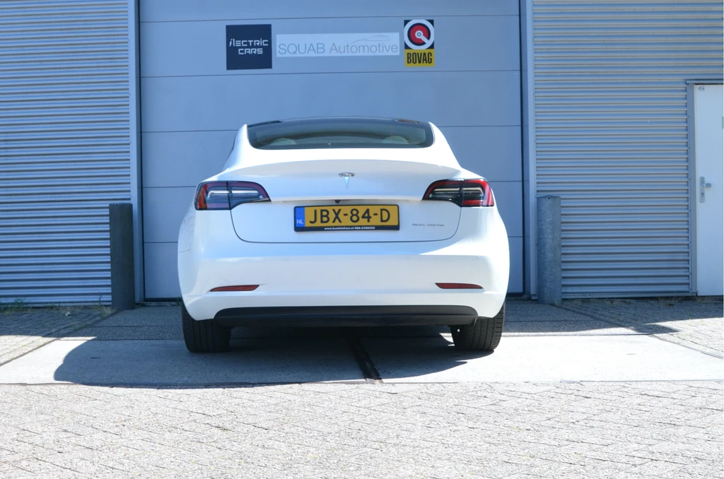 Tesla Model 3 – foto 2