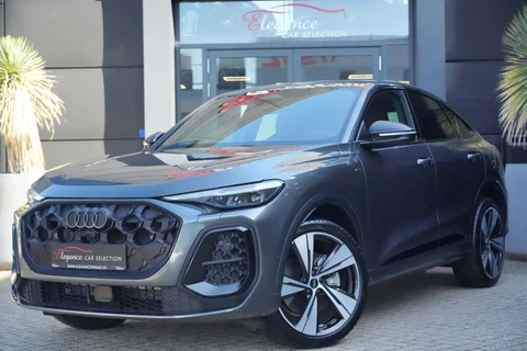 Audi Q5 Sportback 2.0 TFSI e-hybrid quattro S edition 299pk Panoramadak/Stoelverwarming/360camera