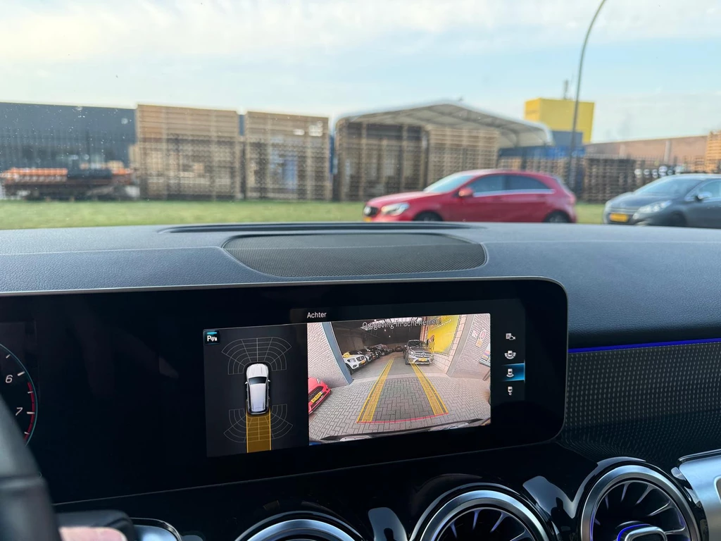 Mercedes-Benz GLB – foto 29