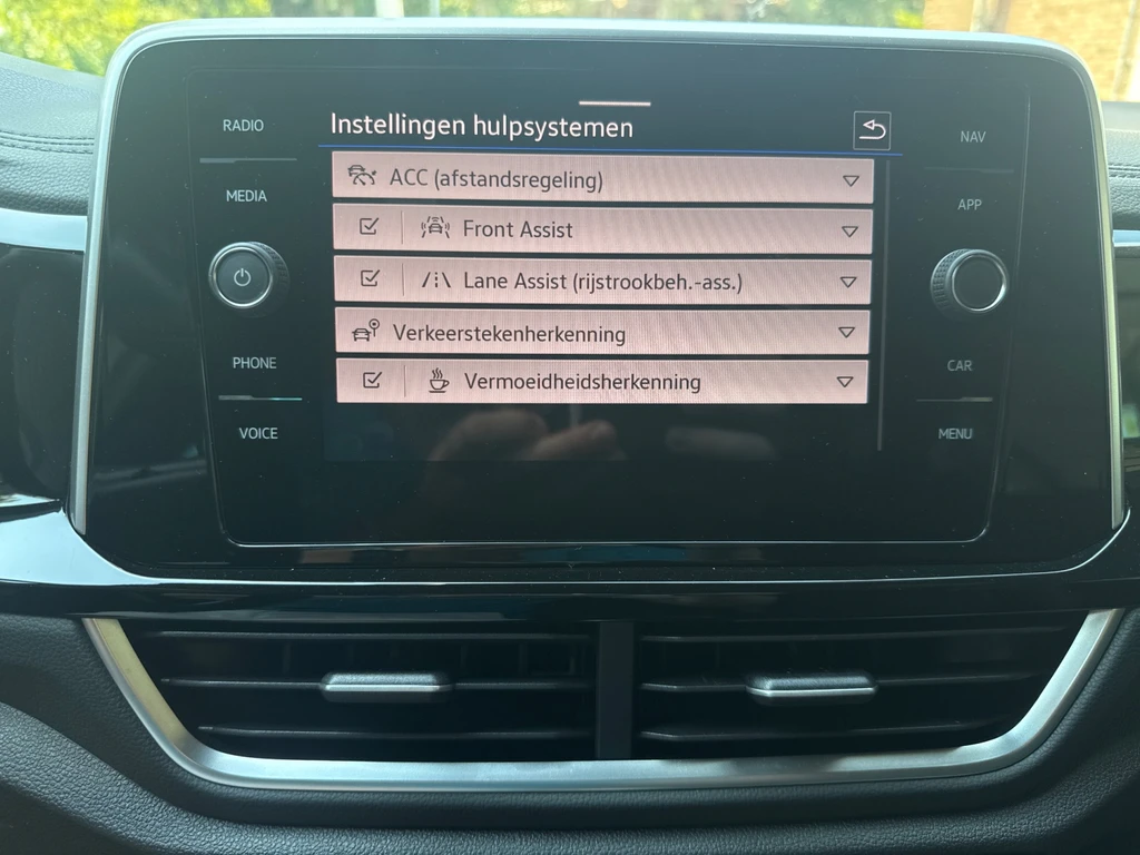Volkswagen T-Roc – foto 23