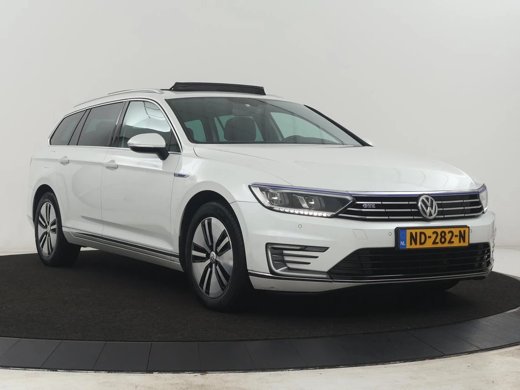 Volkswagen Passat – foto 4