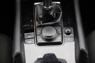 Mazda 3 – thumbnail 24