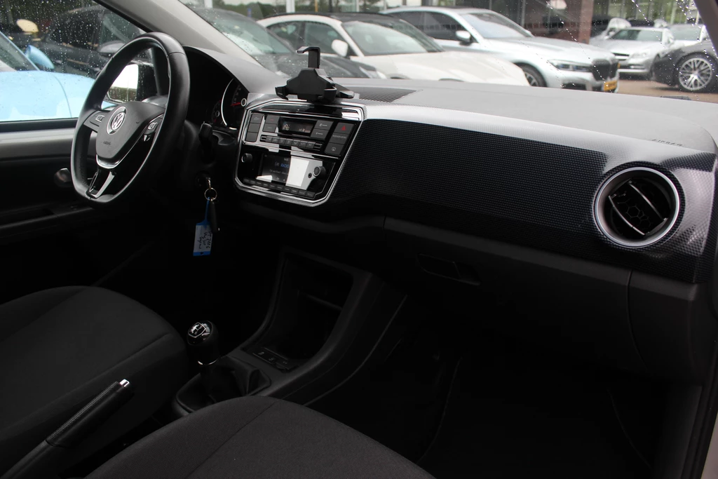 Volkswagen up! – foto 15