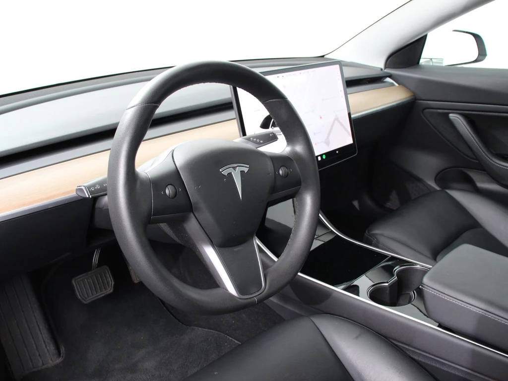 Tesla Model 3 – foto 16
