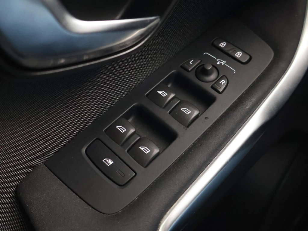Volvo V40 – foto 24