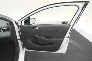 Renault Clio – thumbnail 66