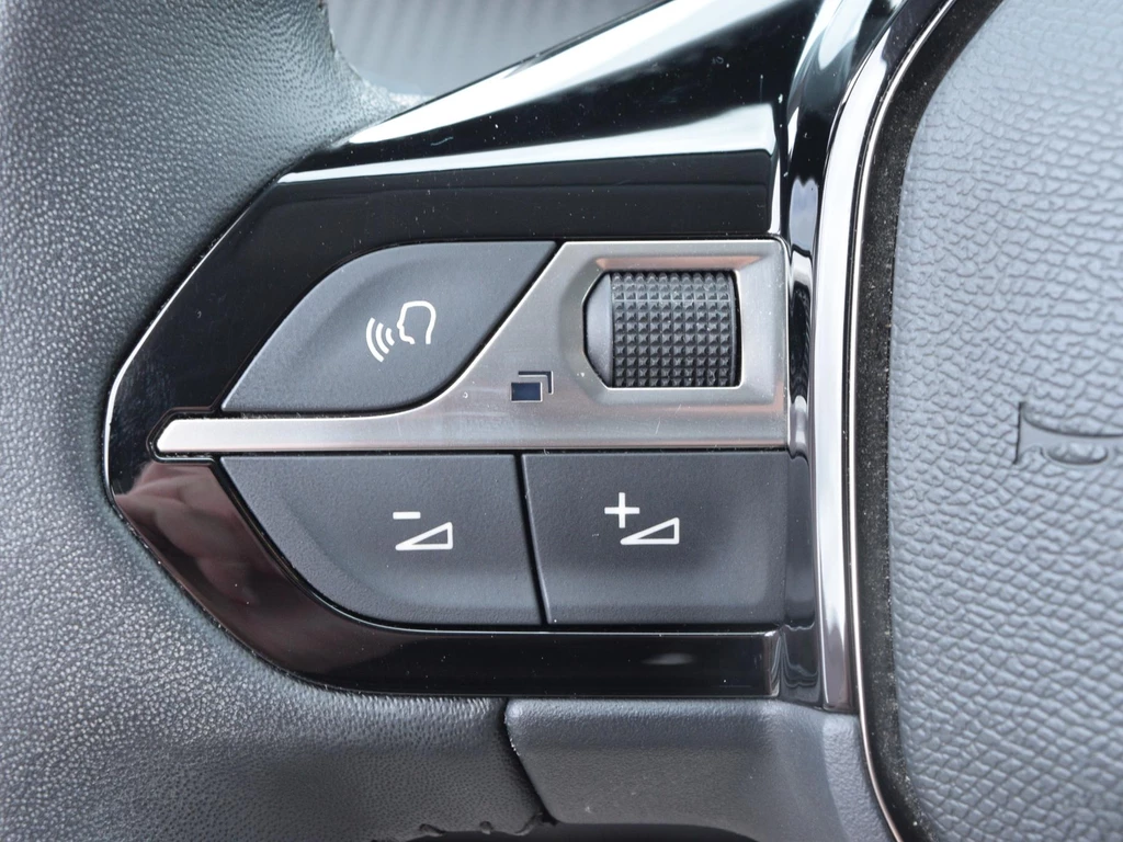 Peugeot 208 – foto 21