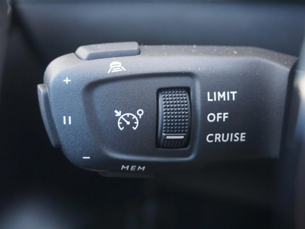 Peugeot 208 – foto 16