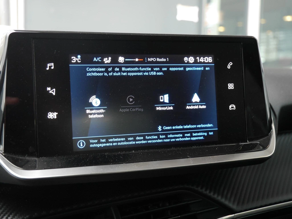 Peugeot 208 – foto 18