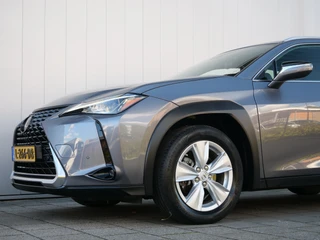 Lexus UX – thumbnail 31