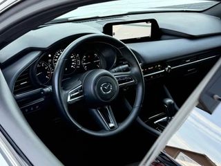 Mazda 3 – thumbnail 10
