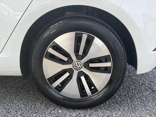 Volkswagen e-Golf – thumbnail 39