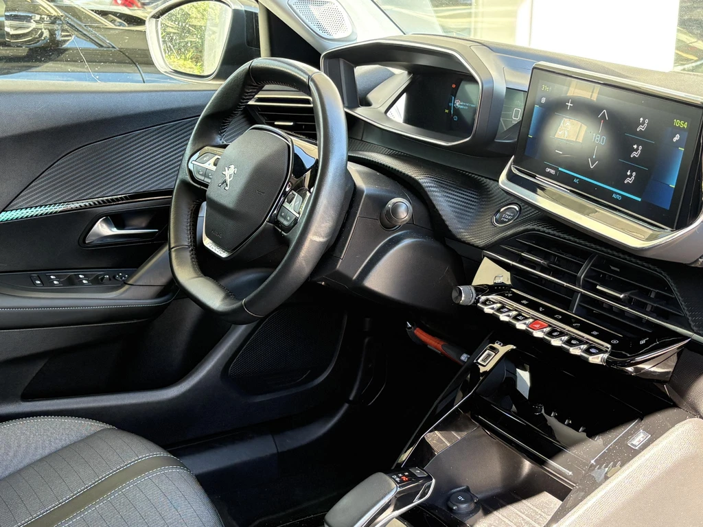Peugeot e-2008 – foto 11