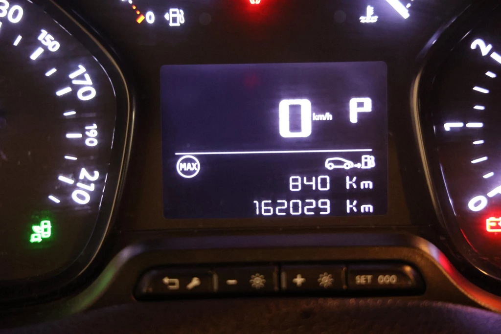 Opel Vivaro – foto 15