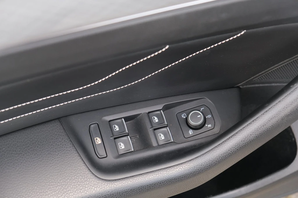 Volkswagen Passat – foto 31