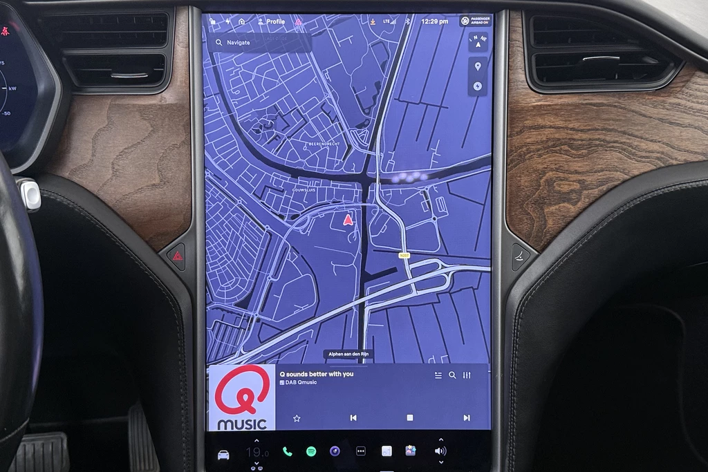 Tesla Model X – foto 20