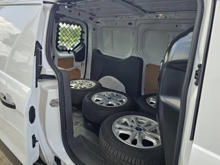 Ford Transit Connect – thumbnail 10