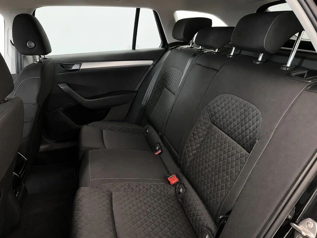 Škoda Superb – foto 36