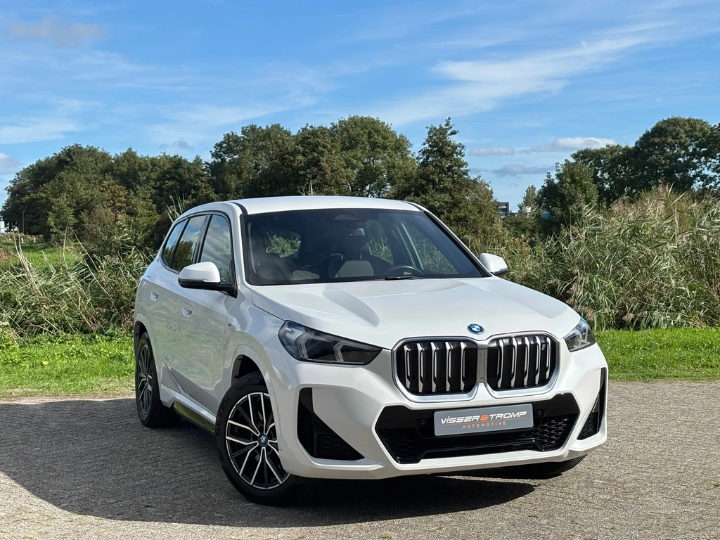 BMW iX1 – foto 7