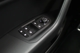 Volkswagen Touareg – thumbnail 22