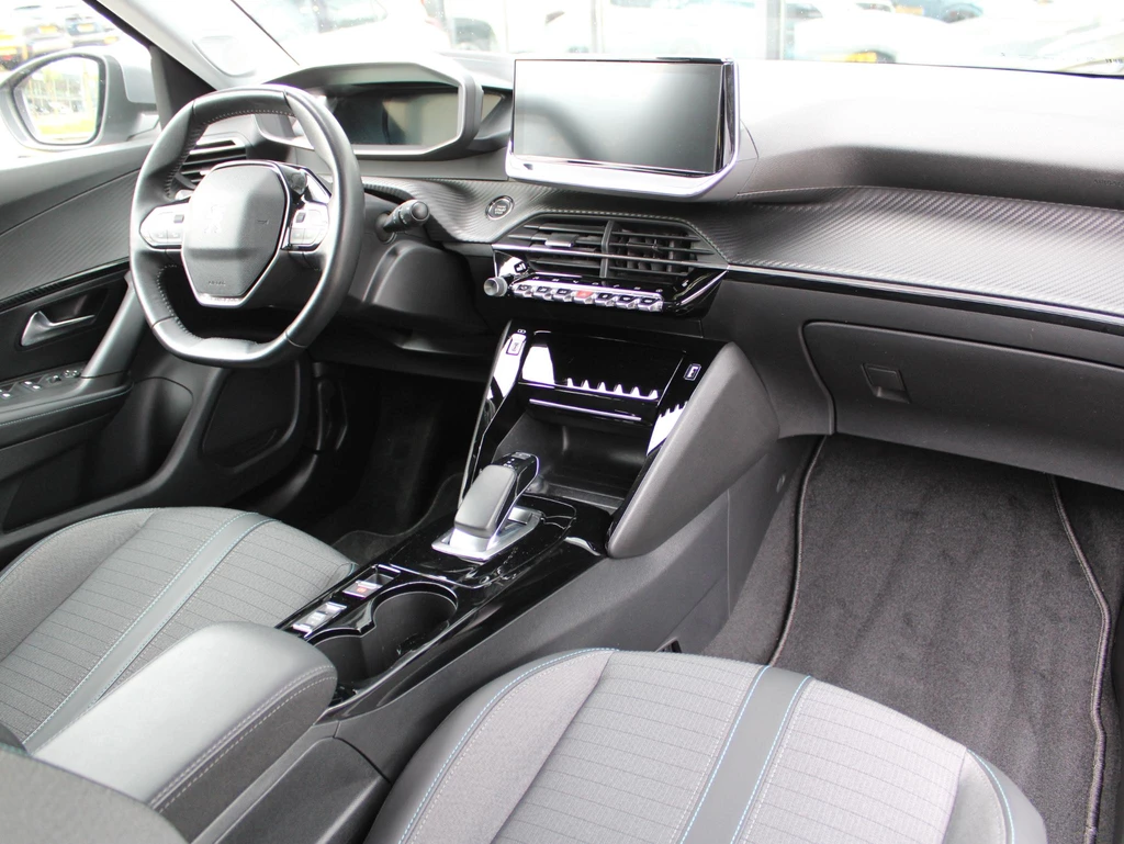 Peugeot e-2008 – foto 8