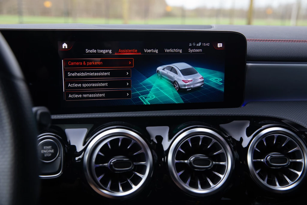 Mercedes-Benz CLA – foto 16