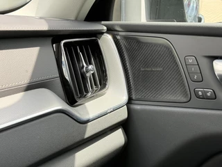 Volvo XC60 – thumbnail 22