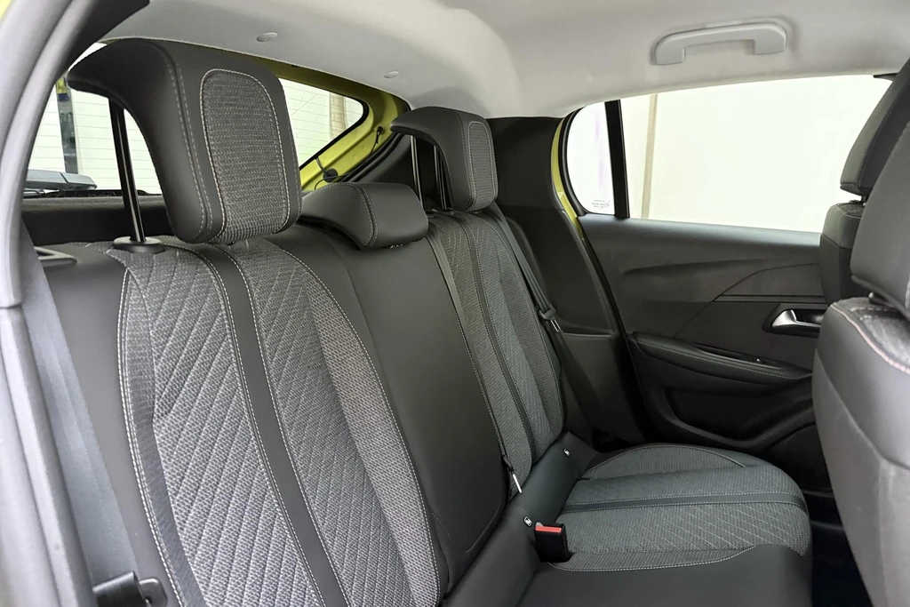 Peugeot 208 – foto 13