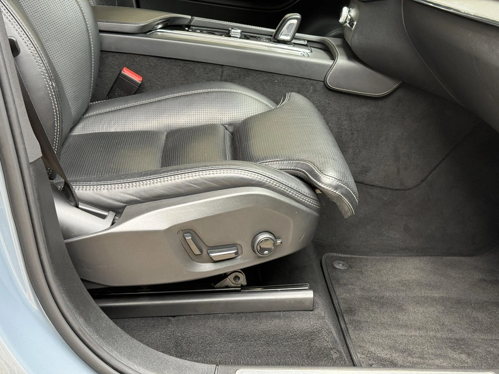 Volvo XC90 – foto 36