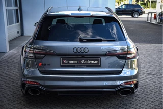 Audi RS4 – thumbnail 3