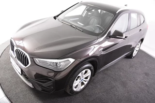 BMW X1 – thumbnail 2