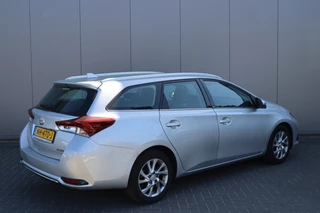 Toyota Auris – thumbnail 4