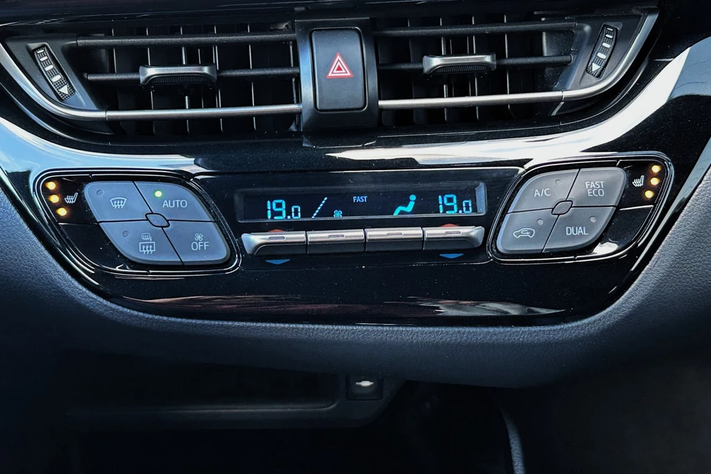 Toyota C-HR – foto 16