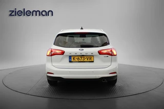 Ford Focus – thumbnail 5