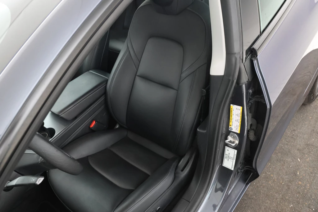 Tesla Model 3 – foto 16