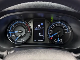 Toyota Hilux – thumbnail 22