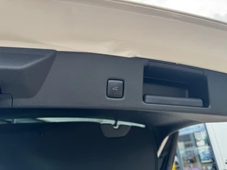 Ford Kuga – thumbnail 32