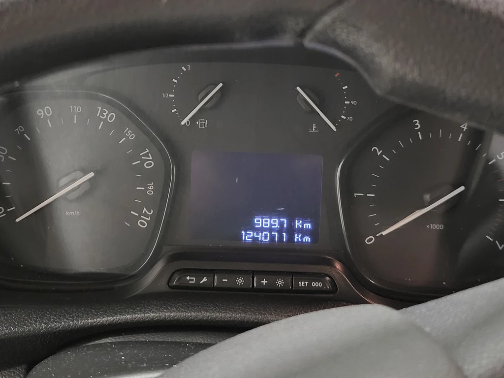 Opel Vivaro – foto 13