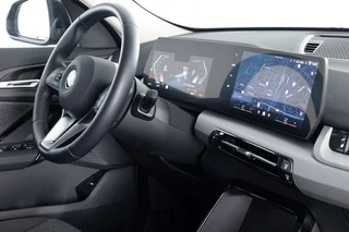 BMW iX2 – thumbnail 11