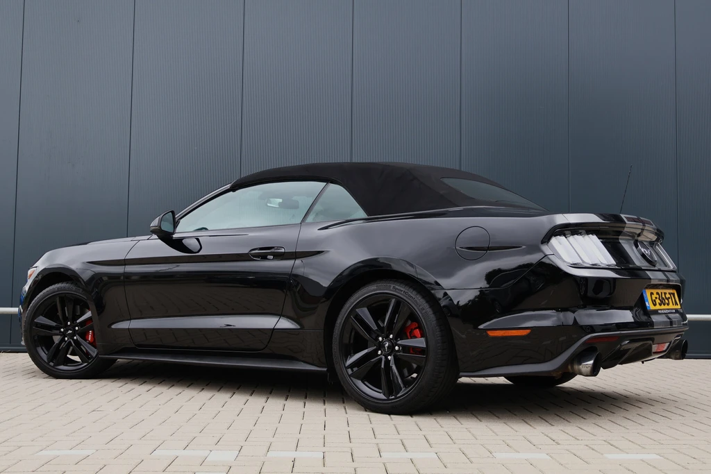 Ford Mustang – foto 5