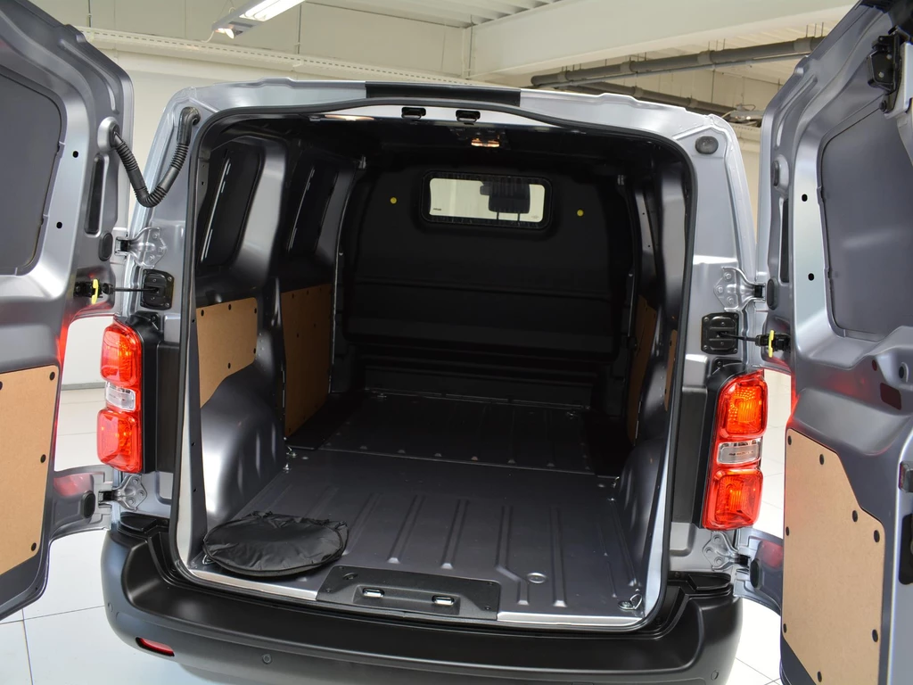 Opel Vivaro-e – foto 15