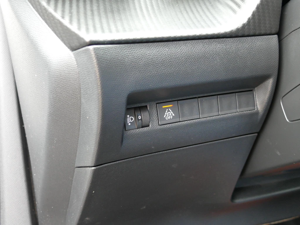 Peugeot e-2008 – foto 24