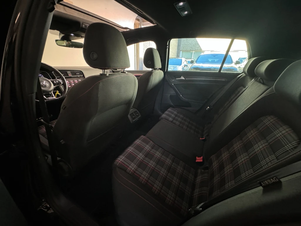 Volkswagen Golf – foto 29