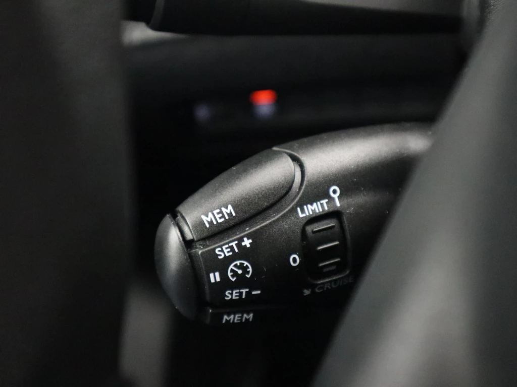Peugeot 208 – foto 28